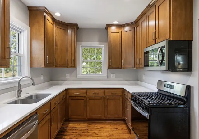Photo 3 of Single family home for sale at 1410 Mill St, Pulaski, TN 38478 | MLS# 3242683 | Listing updated on 2026-10-07