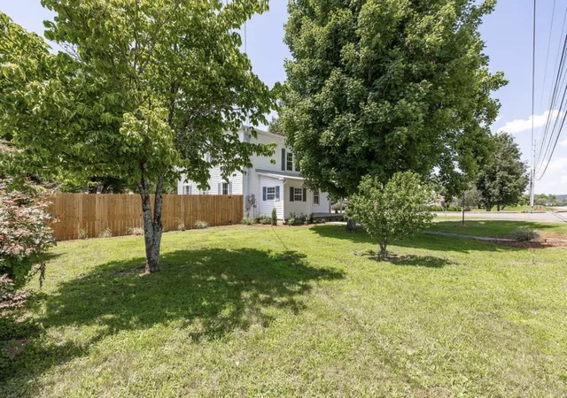 2nd image of 1410 Mill St, Pulaski, TN 38478 | MLS# 3242683