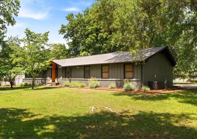 3rd image of 1014 Lochland Dr, Gallatin, TN 37066 | MLS# 3242145