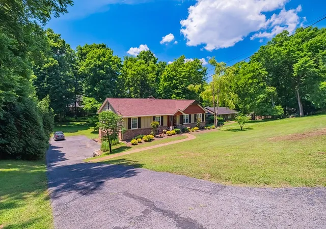 4th image of 104 Trout Valley Dr, Hendersonville, TN 37075 | MLS# 3232894