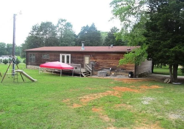 Photo 2 of Manufactured home for sale at 2628 Bristow Rd, Columbia, TN 38401 | MLS# 3239946 | Listing updated on 2026-06-30