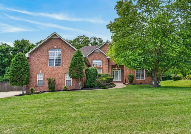 Photo 1 of Single family home for sale at 1015 Stafford Ct, Hendersonville, TN 37075 | MLS# 3232813 | Listing updated on 2026-08-27