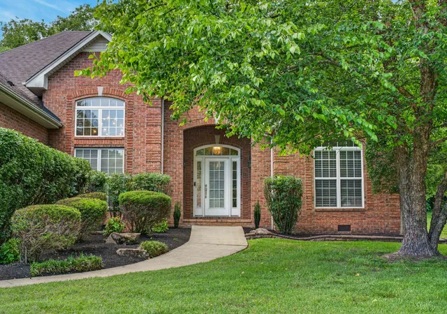 Photo 3 of Single family home for sale at 1015 Stafford Ct, Hendersonville, TN 37075 | MLS# 3232813 | Listing updated on 2026-08-27