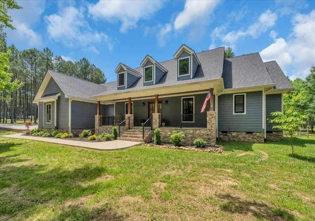 Homes for sale in Jasper, TN | 275 Wilderness Dr, Jasper, TN 37347 | MLS# 3232596