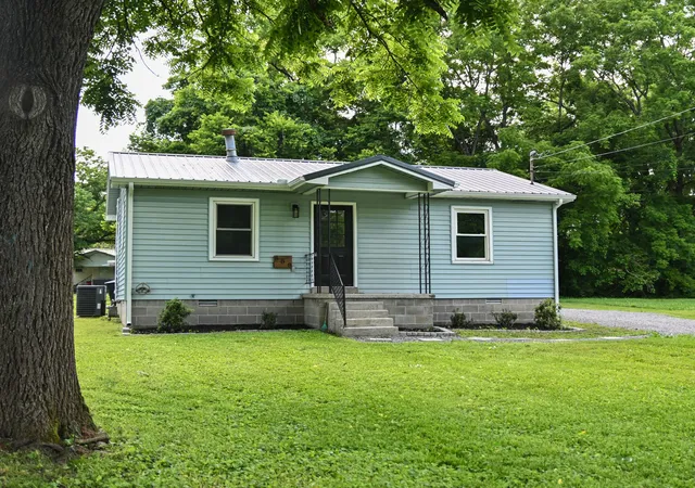 3rd image of 808 S Franklin St, Tullahoma, TN 37388 | MLS# 3232621
