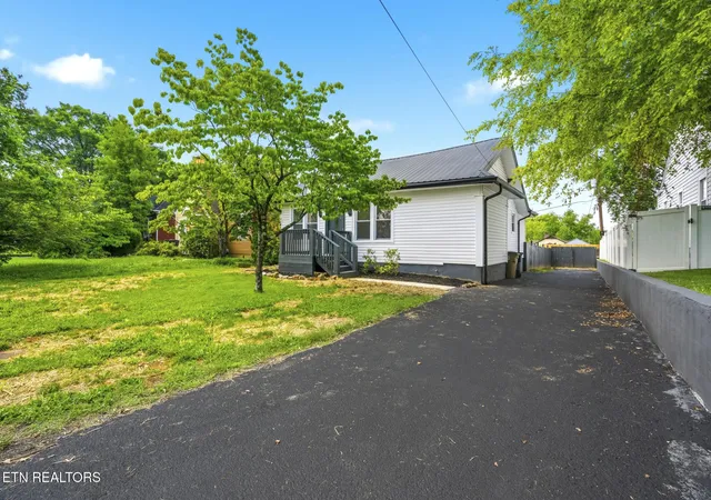 3rd image of 3317 Monmouth St, Knoxville, TN 37917 | MLS# 3232633