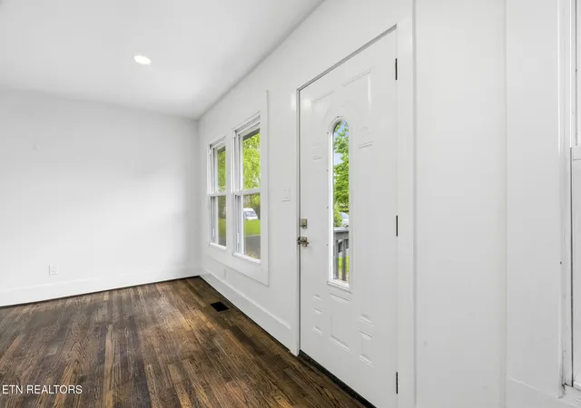 5th image of 3317 Monmouth St, Knoxville, TN 37917 | MLS# 3232633