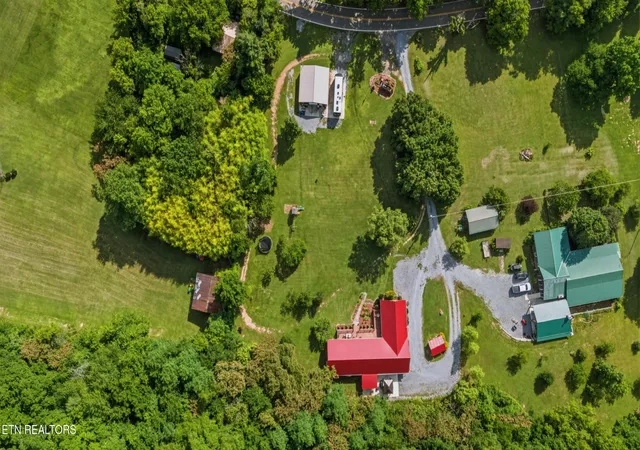 Photo 4 of Single family home for sale at 726 Highway 107, Del Rio, TN 37727 | MLS# 3506022 | Listing updated on 2026-09-06