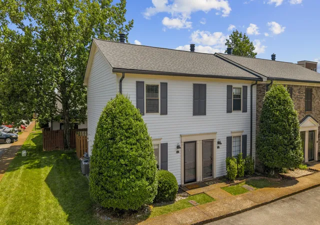 Photo 1 of Townhouse for sale at 110 Academy Sq, Nashville, TN 37210 | MLS# 3233656 | Listing updated on 2026-08-03