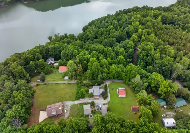 Homes for sale in Smithville, TN | 155 Mayberry Dr, Smithville, TN 37166 | MLS# 3233989