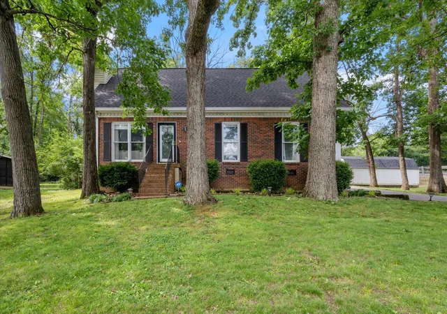 Homes for sale in Mount Juliet, TN | 100 Windward Dr, Mount Juliet, TN 37122 | MLS# 3232865