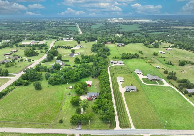 Homes for sale in Castalian Springs, TN | 107 Greenfield Ln, Castalian Springs, TN 37031 | MLS# 3233782
