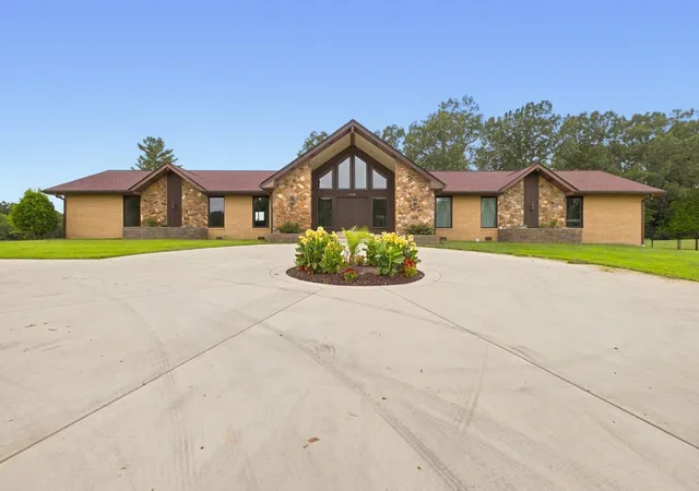 1st image of 5350 Ashland City Rd, Clarksville, TN 37043 | MLS# 3333901