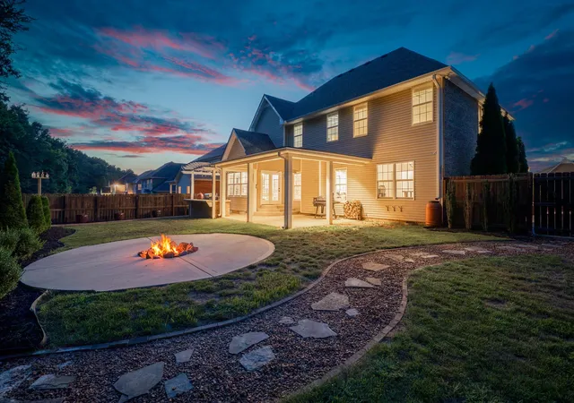 4th image of 907 Terraceside Cir, Clarksville, TN 37040 | MLS# 3516184
