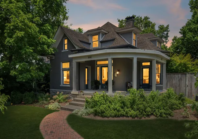 Photo 2 of Sale Pending at 1307 Eastland Ave, Nashville, TN 37206 | MLS# 3319214 | Listing updated on 2026-09-16