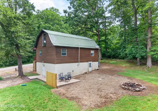 Homes for sale in Crossville, TN | 279 Siever Rd, Crossville, TN 38572 | MLS# 3232945
