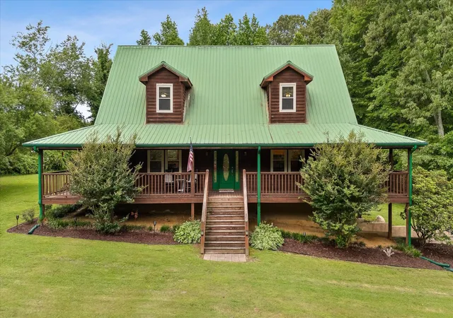 Photo 1 of Sale Pending at 927 Casey Rd, Trenton, GA 30752 | MLS# 3337250 | Listing updated on 2026-08-17
