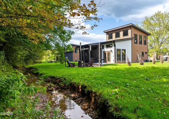 Photo 1 of Single family home for sale at 984 Goose Gap Rd #3, Sevierville, TN 37876 | MLS# 3547266 | Listing updated on 2026-10-20
