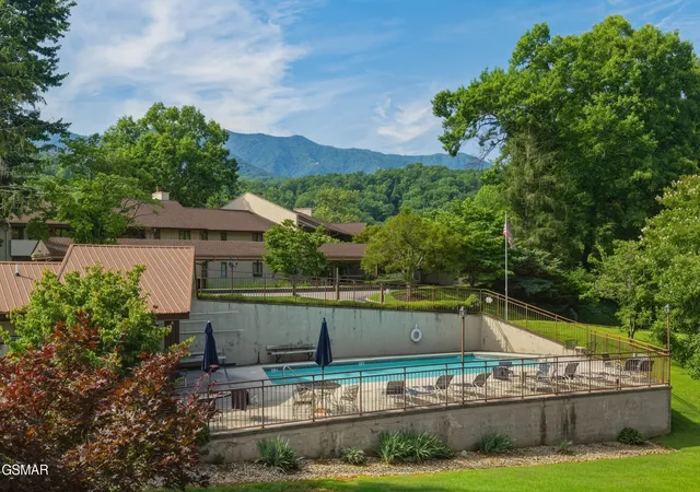 2nd image of 221 Woodland Road #UNIT 310, Gatlinburg, TN 37738 | MLS# 3309002