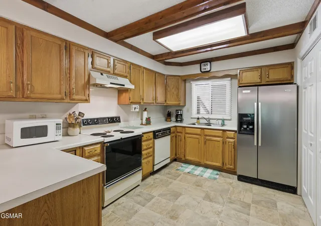 4th image of 221 Woodland Road #UNIT 310, Gatlinburg, TN 37738 | MLS# 3309002