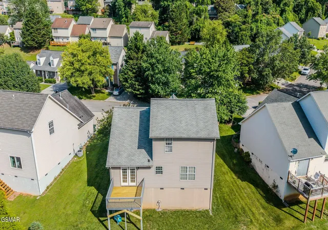 Homes for sale in Knoxville, TN | 738 Colony Village Way, Knoxville, TN 37923 | MLS# 3272520