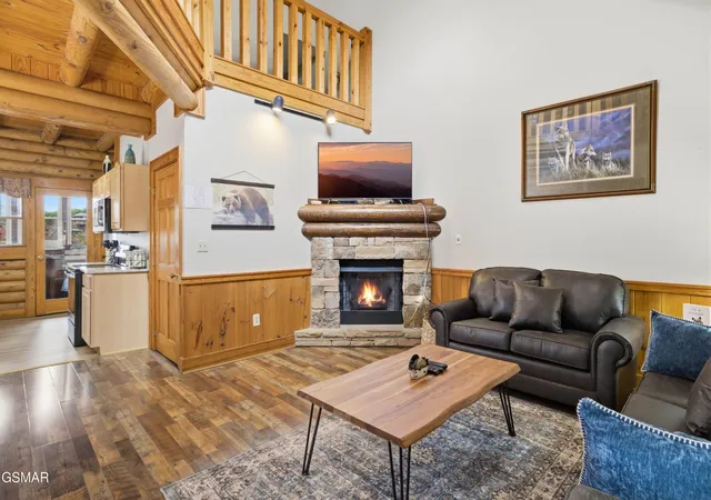 image of 739 Golf View Boulevard, Pigeon Forge, TN 37863 | MLS# 3279205