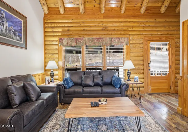 image of 739 Golf View Boulevard, Pigeon Forge, TN 37863 | MLS# 3279205
