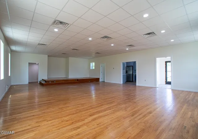2nd image of 1010 W Hwy 25 70, Newport, TN 37821 | MLS# 3270169