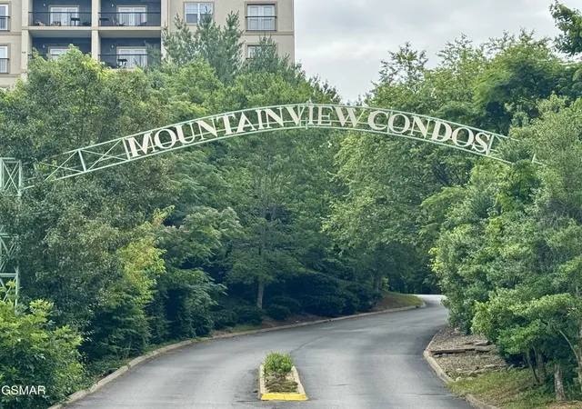 2nd image of 124 Plaza Dr #UNIT 2306, Pigeon Forge, TN 37863 | MLS# 3298373