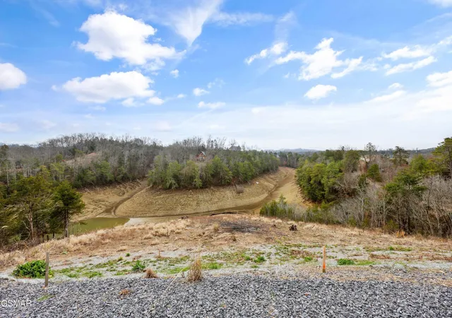 3rd image of 1006 Eric Court, Sevierville, TN 37876 | MLS# 3304395