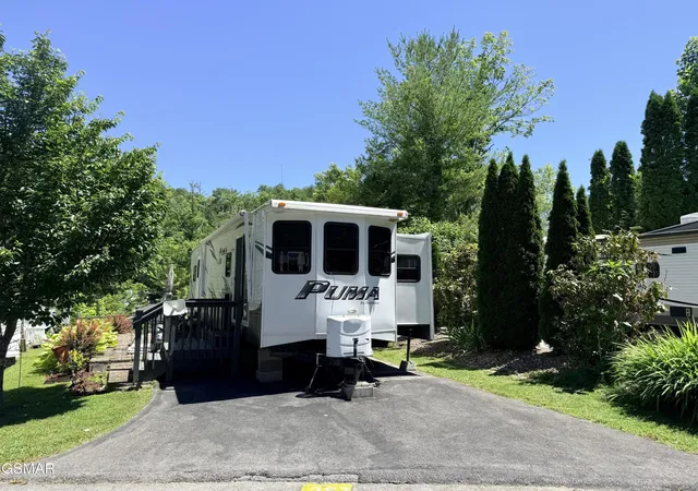 2nd image of 4229 E Parkway #257, Gatlinburg, TN 37738 | MLS# 3513037