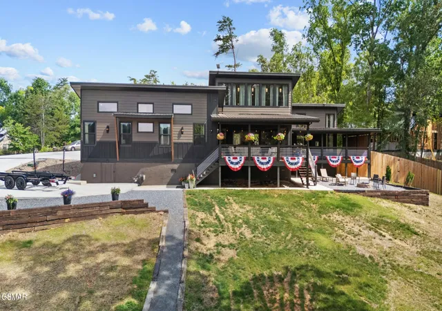 2nd image of 24662472 Mcqueen Way, Sevierville, TN 37876 | MLS# 3298328