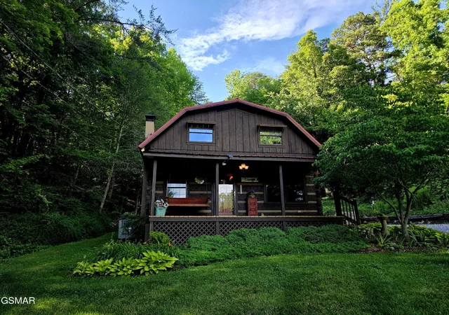 1st image of 2824 Mary Ridge Farm Road, Sevierville, TN 37862 | MLS# 3288554