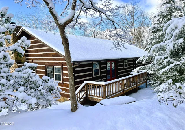 63rd image of 615 N Ownby Dr, Gatlinburg, TN 37738 | MLS# 3298374