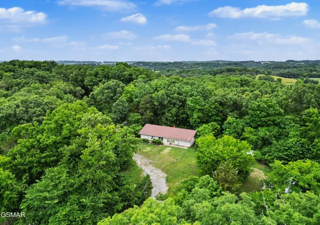4th image of 1717 Elkins Road, Kodak, TN 37764 | MLS# 3298275
