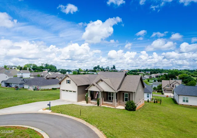 Homes for sale in Sevierville, TN | 2899 Alden Glenn Court, Sevierville, TN 37876 | MLS# 3269793