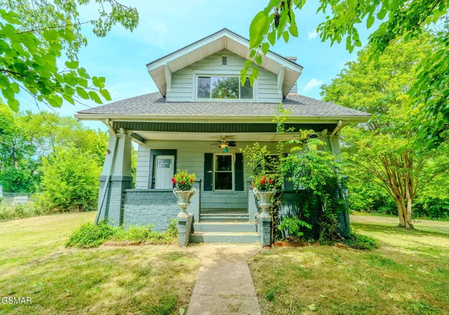 1st image of 1619 Beaumont Ave, Knoxville, TN 37921 | MLS# 3278272