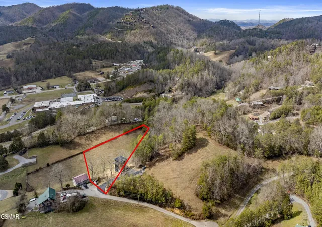 Homes for sale in Sevierville, TN | 3005 Nellie Dr, Sevierville, TN 37876 | MLS# 3269804