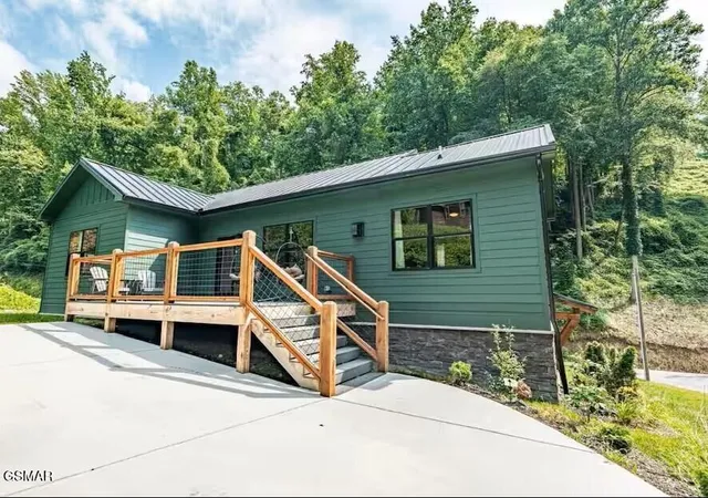 2nd image of 706 Kelly Street, Gatlinburg, TN 37738 | MLS# 3306874