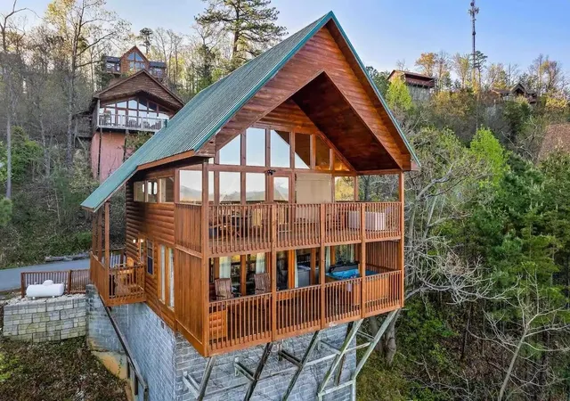 Photo 2 of Single family home for sale at 2313 Fox Berry Way, Sevierville, TN 37876 | MLS# 3270223 | Listing updated on 2026-10-15