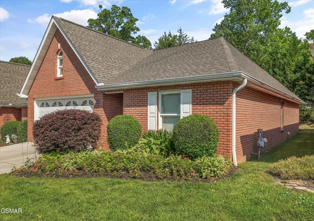 Homes for sale in Seymour, TN | 141 Creekwood Way, Seymour, TN 37865 | MLS# 3264188