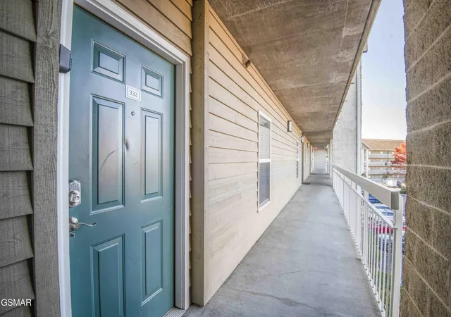 3rd image of 205 Ogle Dr #UNIT 332, Pigeon Forge, TN 37863 | MLS# 3302021