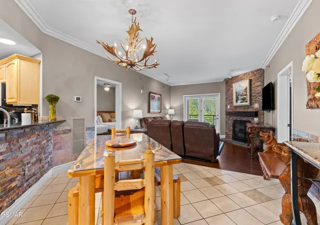 3rd image of 215 Woliss, Gatlinburg, TN 37738