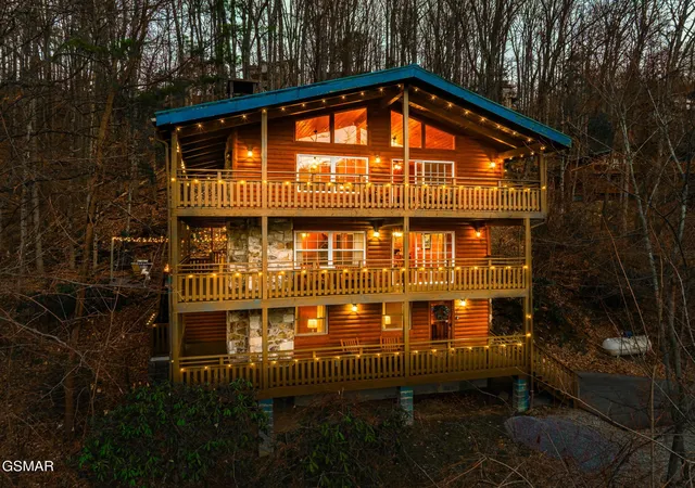 2nd image of 1318 N Baden Dr, Gatlinburg, TN 37738 | MLS# 3305346