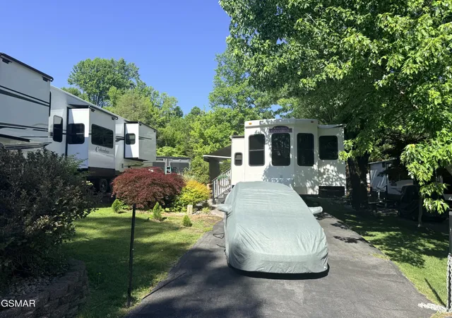 2nd image of 4229 E Parkway #153, Gatlinburg, TN 37738 | MLS# 3513036
