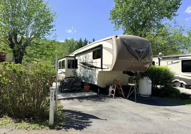 1st image of 4229 E Parkway #231, Gatlinburg, TN 37738 | MLS# 3513055