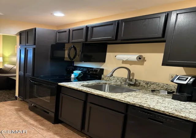 Homes for sale in Sevierville, TN | 225 Collier Dr #UNIT 1421, Sevierville, TN 37862 | MLS# 3265795