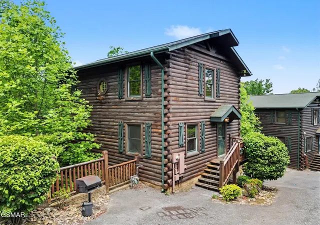 3rd image of 831 Spirit Loop Way, Gatlinburg, TN 37738 | MLS# 3298389