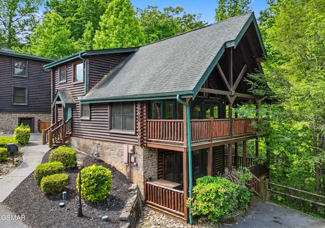 3rd image of 755 Glory Ridge Way, Gatlinburg, TN 37738 | MLS# 3298388