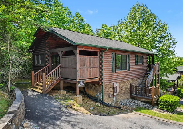 2nd image of 816 Spirit Loop Way, Gatlinburg, TN 37738 | MLS# 3298376